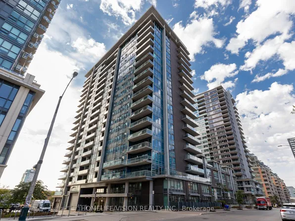 55 E Liberty St #315, Toronto, ON M6K 3P9
