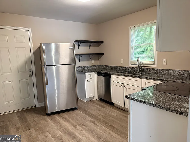 2219 Tiger Flowers Dr NW — Photo 6