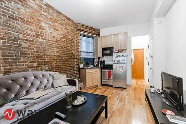 Rented by Wave Real Estate Group