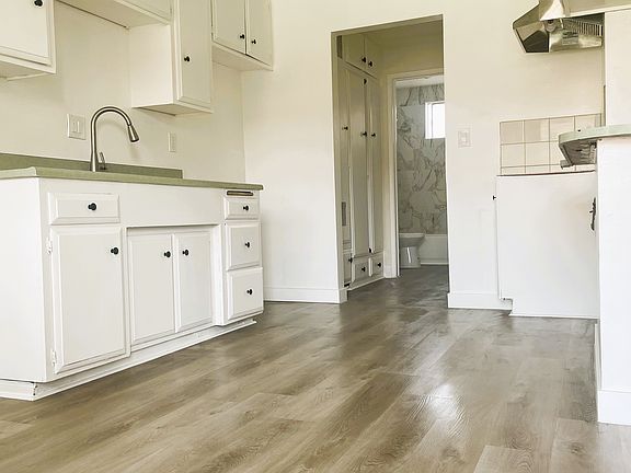 2nd image of 9128 Palm St APT 11