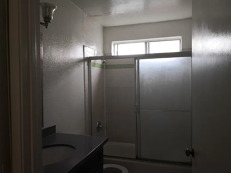 415 S Orange Ave #E — Photo 6