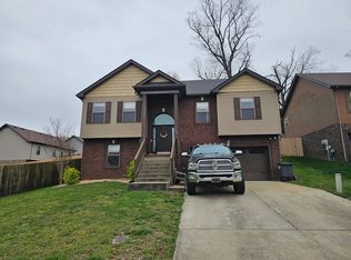 657 Wolfchase Ct, Clarksville, TN 37042
