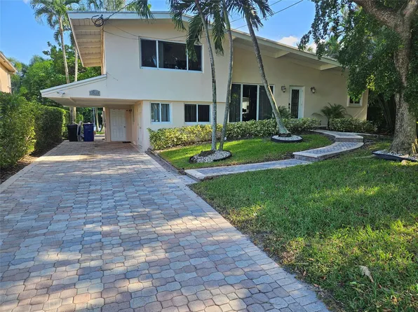 2648 Okeechobee Lane, Fort Lauderdale, FL 33312