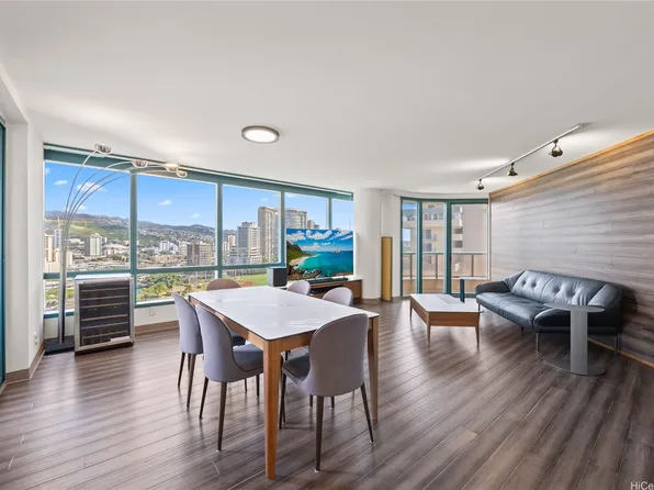1888 Kalakaua Ave APT 1701, Honolulu, HI 96815
