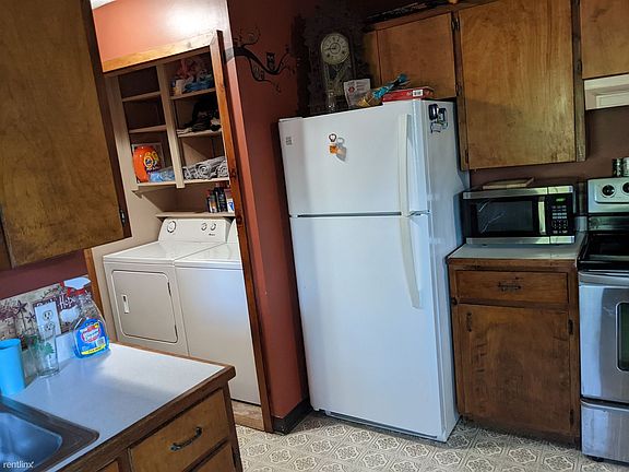Kitchen and Laundry