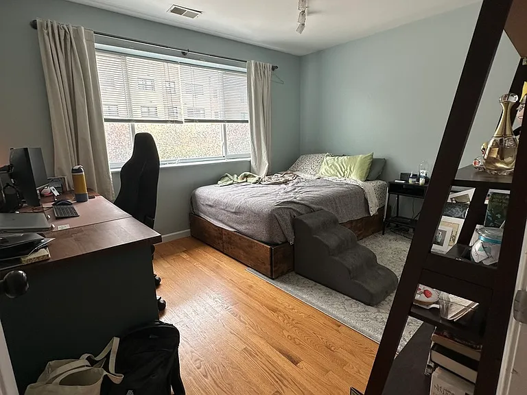 5953 N Kenmore Ave #101 — Photo 11