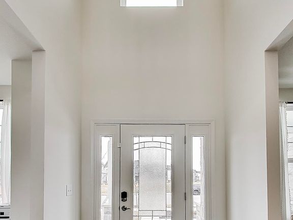 5th image of 1869 Kenmare Dr