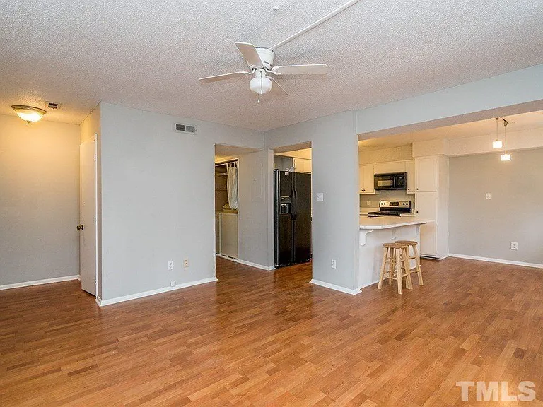 614 Pine Ridge Pl — Photo 6