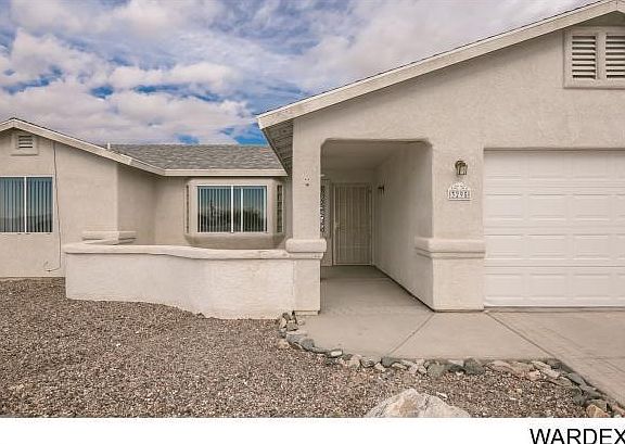 5th image of 3295 Fountain Palm Dr