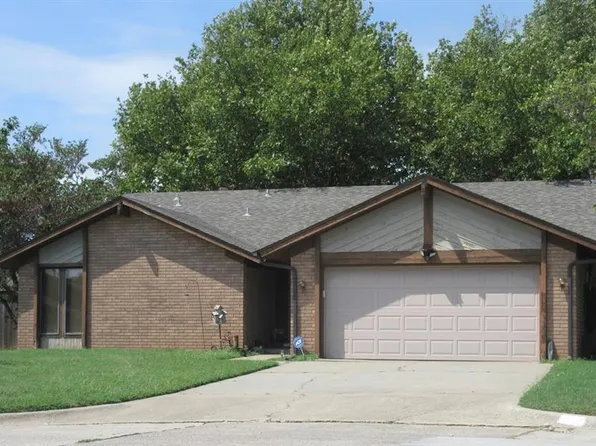 1805 N Gleason Ave, Bethany, OK 73008