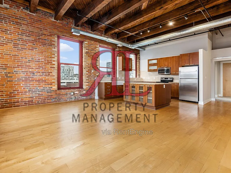 150 E Main St #504 — Photo 7