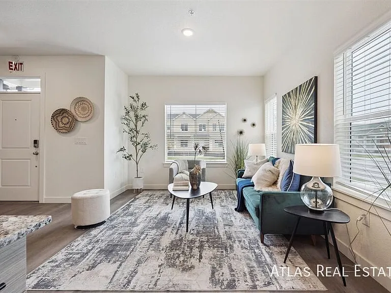 The Villas at Ridgeline Vista — Photo 97