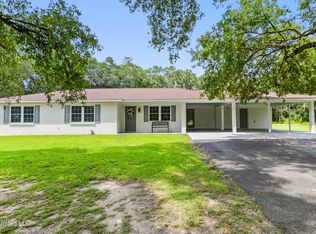 6709 Caraway Rd, Moss Point, MS 39562