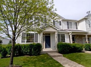 796 County Line Rd, Aurora, IL 60502