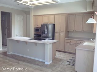 2040 Wolverine Ct, Henderson, NV 89052