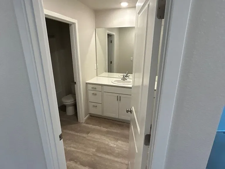4809 Thyme Ave NE — Photo 32