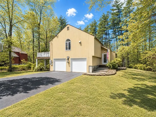 35 Radcliffe Drive, Milford, NH 03055