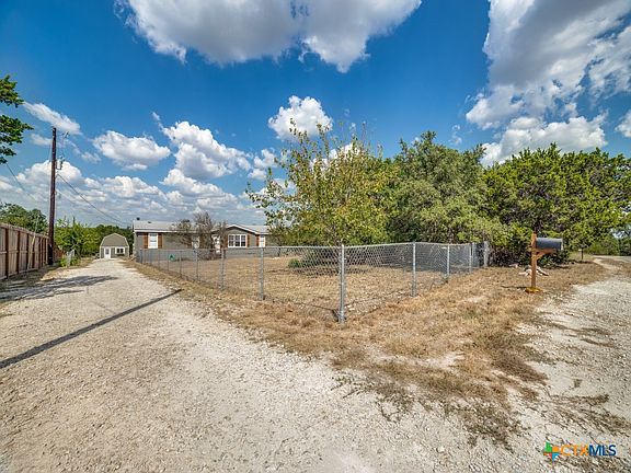2nd image of 1097 Mountain View Dr