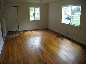3rd image of 350 J St