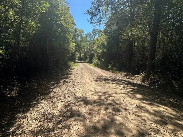 97 Vines Ln, Noble, LA 71462