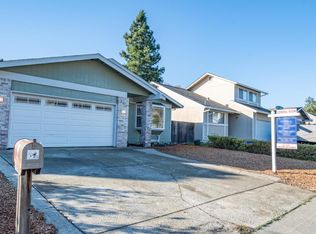 4337 Gilford Ln, Rohnert Park, CA 94928