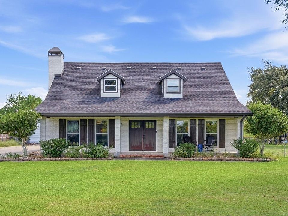 1st image of 141 Thomas Ln