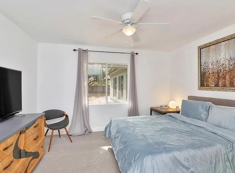 121 W Orchid Ln — Photo 20