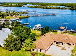 1905 S Riverside Dr, Edgewater, FL 32141