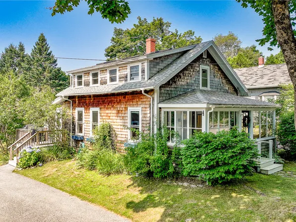 29 Harden Avenue, Camden, ME 04843