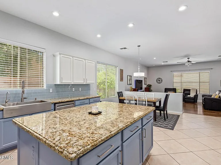 4250 S Lafayette Dr — Photo 13