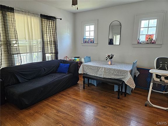 2nd image of 324 Hixson Ave #26