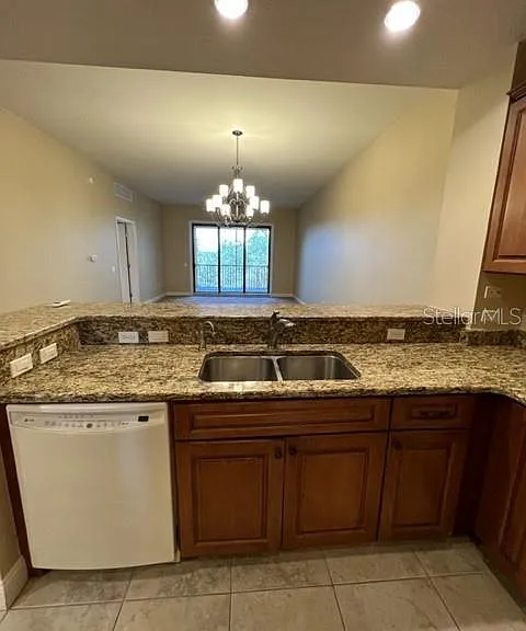 7710 Lake Vista Ct #303 — Photo 9