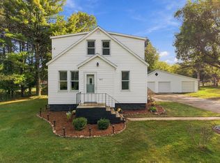 6413 W Duluth Pl, Sturgeon Bay, WI 54235