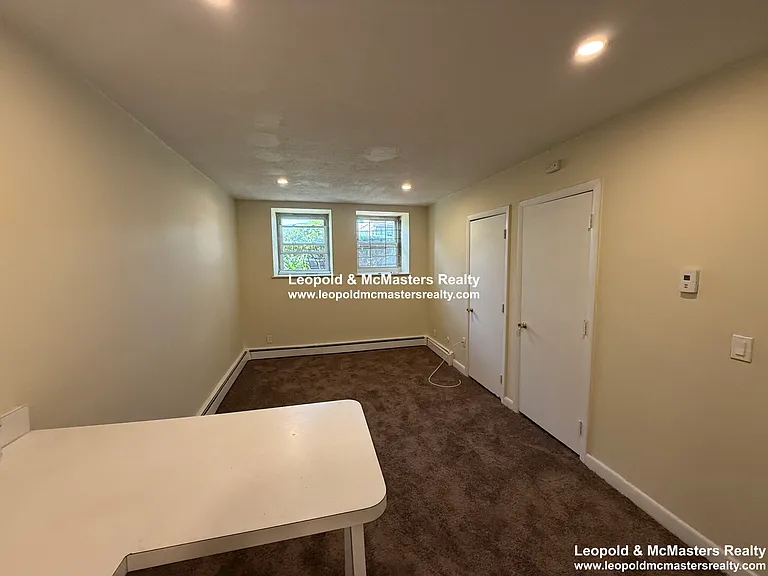 1124 Commonwealth Ave — Photo 17