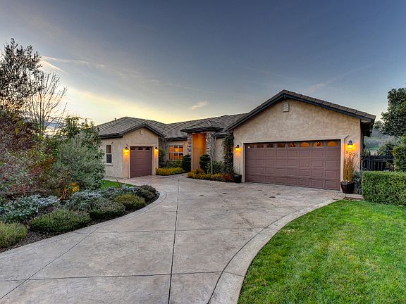 3rd image of 3001 Corsica Dr