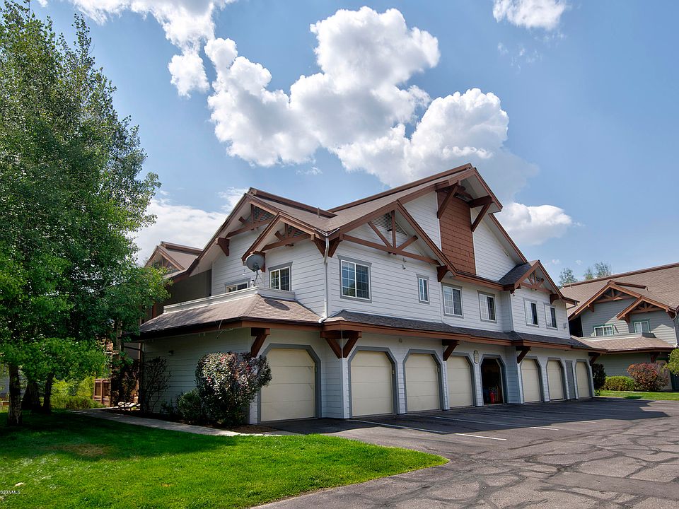 1st image of 2103 Crazy Horse Cir
