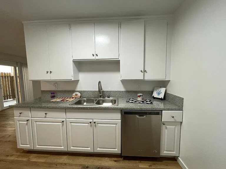 20353 Saticoy St — Photo 21