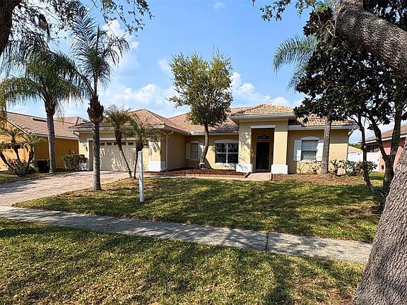 3rd image of 3637 Weatherfield Dr