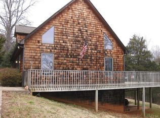 1805 Elkton Farm Rd, Forest, VA 24551