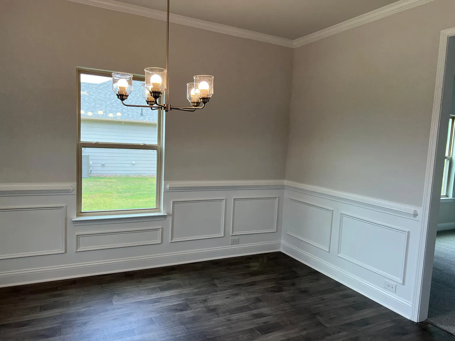 2327 Remington Dr — Photo 3