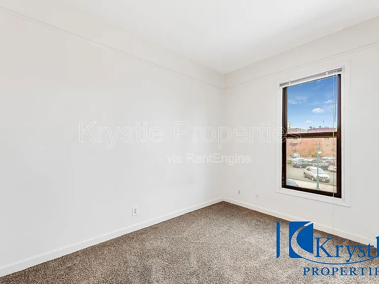 300 Virginia St #4 — Photo 8