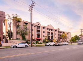 Hillcrest Summit Apartments
