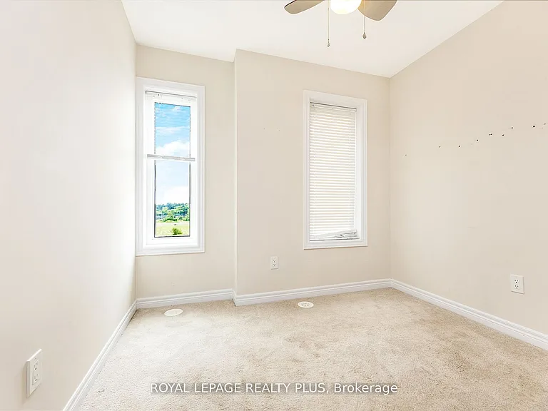 120 Watson Pkwy N #1 — Photo 22