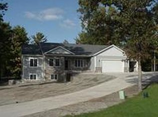 5224 Jackson Ct, Montague, MI