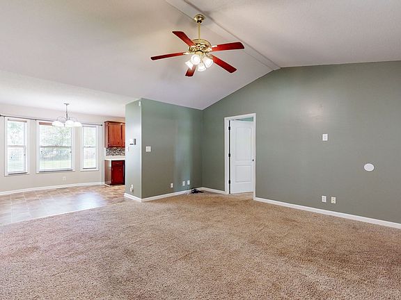 3rd image of 2817 Nat Hoosier Ln