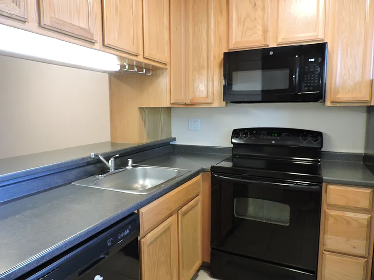 1201 V St — Photo 5