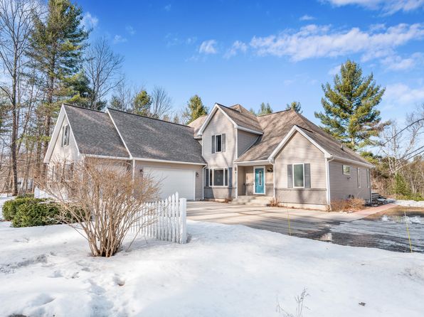 20202 Indian Dr, Paris, MI 49338