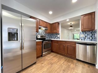 3948 NW 77th Ave, Hollywood, FL 33024