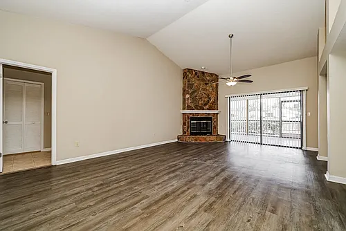 1510 Storington Ave Photo 1