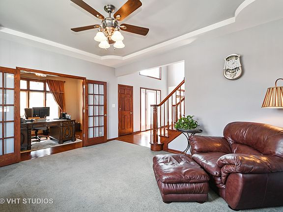 4th image of 9030 Redcastle Dr